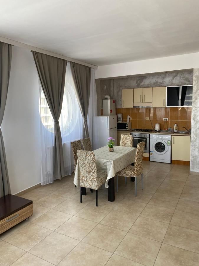 Virgo Apartaments Summer Land Mamaia Exteriör bild