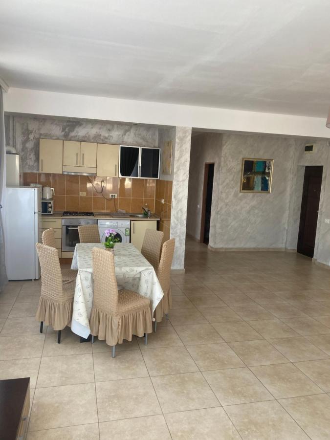 Virgo Apartaments Summer Land Mamaia Exteriör bild